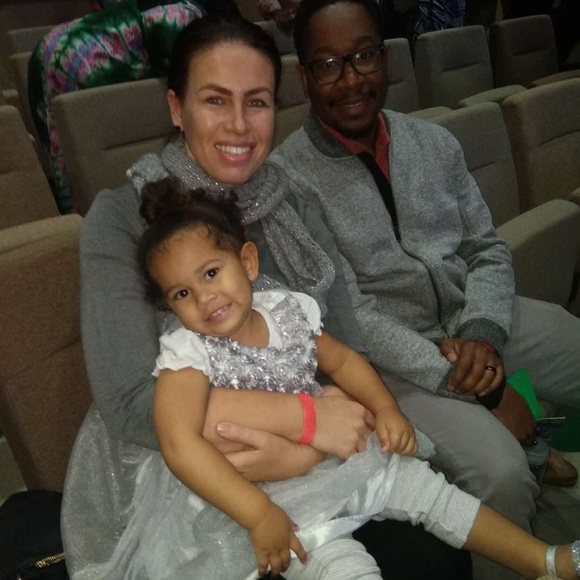 Meet your Posher, Nina - Picture 2 of 3